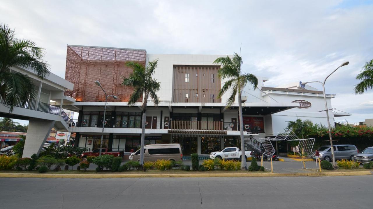 Viven Hotel Laoag Ngoại thất bức ảnh